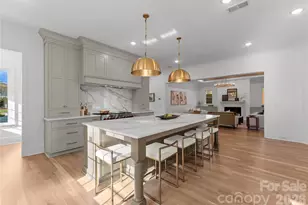 154 N Canterbury Rd, Charlotte, NC 28211 - Photo 20