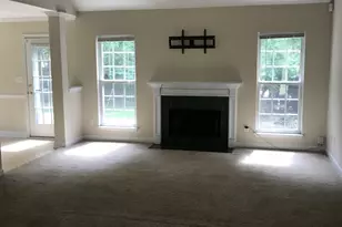 2919 Springs Dr, Charlotte, NC 28226 - Photo 2