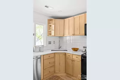 433 W 8th Street #68, Charlotte, NC 28202 - Photo 16
