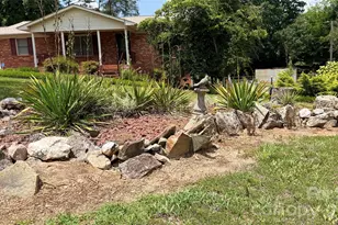 3858 Dover St, Claremont, NC 28610 - Photo 2