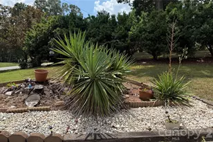 3858 Dover St, Claremont, NC 28610 - Photo 26