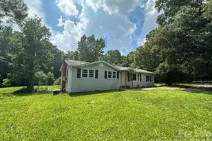 308 Maple Grove Church Rd, Matthews, NC 28104 - Photo 2