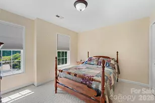4858 Elmhurst Dr NE, Hickory, NC 28601 - Photo 16