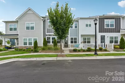 5858 Strathmore Court, Charlotte, NC 28215 - Photo 2