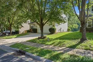 9237 Seamill Rd, Charlotte, NC 28278 - Photo 2