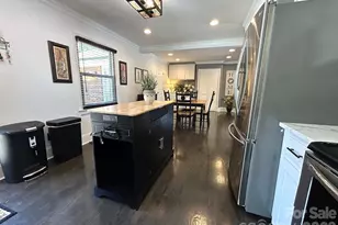 7113 Sterncrest Pl, Charlotte, NC 28210 - Photo 10