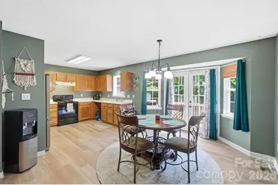 1001 Highland Woods Drive, Kannapolis, NC 28083 - Photo 10