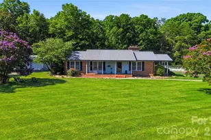 828 Ferry Rd, Forest City, NC 28043 - Photo 2