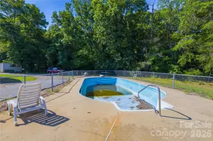 828 Ferry Rd, Forest City, NC 28043 - Photo 40