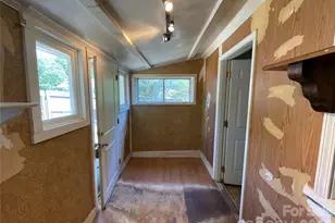 500 Brookside Dr, Shelby, NC 28150 - Photo 32