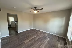 310 W Catawba Ave, Mount Holly, NC 28120 - Photo 2