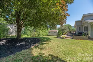 258 Camelot Dr, Clyde, NC 28721 - Photo 24