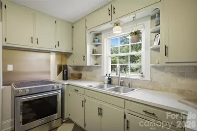 904 Bounous Street NW, Valdese, NC 28690 - Photo 8