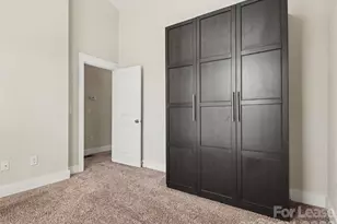 951 Warren Burgess Ln, Charlotte, NC 28205 - Photo 20