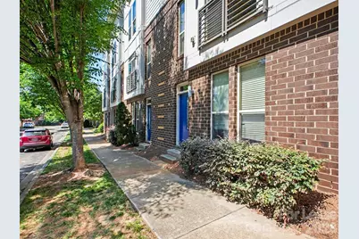 951 Warren Burgess Lane, Charlotte, NC 28205 - Photo 2