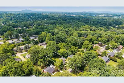 147 13th Avenue NW, Hickory, NC 28601 - Photo 40