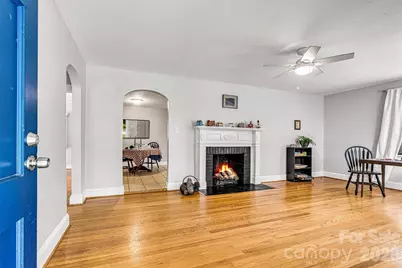 147 13th Avenue NW, Hickory, NC 28601 - Photo 16