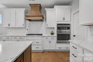 3826 Dahlia Dr, Harrisburg, NC 28075 - Photo 10