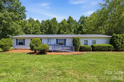 1130 Cedar Creek Drive, Morganton, NC 28655 - Photo 2