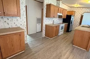 4398 Golden Ln, Claremont, NC 28610 - Photo 14