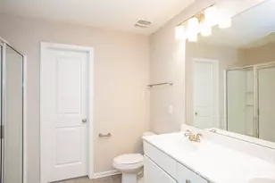 2706 Mt Holly-Huntersville Rd, Charlotte, NC 28214 - Photo 10
