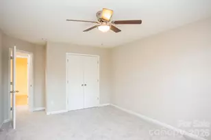 2706 Mt Holly-Huntersville Rd, Charlotte, NC 28214 - Photo 16