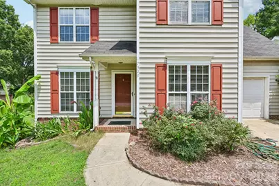 7329 Starvalley Drive, Charlotte, NC 28210 - Photo 2