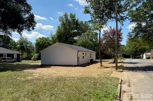 514 Gardner St, Shelby, NC 28150 - Photo 8