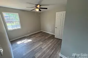 514 Gardner St, Shelby, NC 28150 - Photo 26