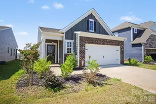1737 Otter Perch Ln, Fort Mill, SC 29715 - Photo 4