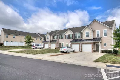 2704 Silverthorn Drive, Charlotte, NC 28273 - Photo 2