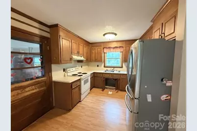 102 Nob Hill Drive, Gaffney, SC 29340 - Photo 6