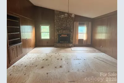 102 Nob Hill Drive, Gaffney, SC 29340 - Photo 2