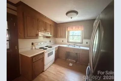 102 Nob Hill Drive, Gaffney, SC 29340 - Photo 4