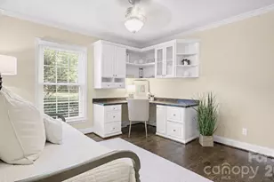 5305 Newgate Ct, Charlotte, NC 28226 - Photo 18