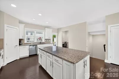 2115 Garabrandt Lane, Charlotte, NC 28204 - Photo 16