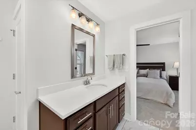 2115 Garabrandt Lane, Charlotte, NC 28204 - Photo 36