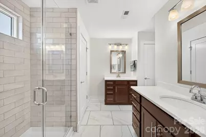 2115 Garabrandt Lane, Charlotte, NC 28204 - Photo 32