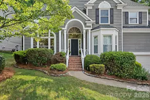8414 Summerfield Ln, Huntersville, NC 28078 - Photo 2