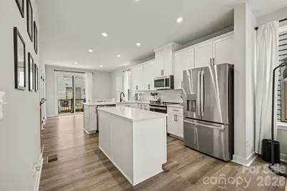 1018 Simcoe Lane, Charlotte, NC 28217 - Photo 2