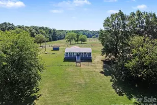 812 N Forest Hills School Rd, Marshville, NC 28103 - Photo 4