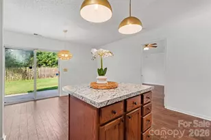 1910 Olsen Ln, Charlotte, NC 28213 - Photo 12