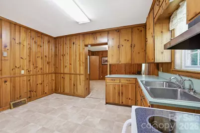 4020 Wilson Lane, Charlotte, NC 28206 - Photo 10