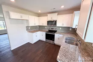 7244 Finnigan Rd, Charlotte, NC 28215 - Photo 8