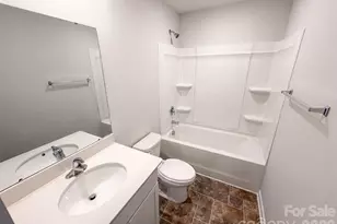 7244 Finnigan Rd, Charlotte, NC 28215 - Photo 16