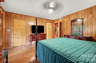298 Enwood Dr, Charlotte, NC 28214 - Photo 22