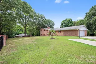 298 Enwood Dr, Charlotte, NC 28214 - Photo 36