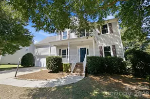 12313 Carolina Crossing Dr, Charlotte, NC 28273 - Photo 2