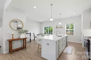 411 Lahinch Dr, Tega Cay, SC 29708 - Photo 4