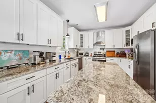 12900 McCahan Ln, Huntersville, NC 28078 - Photo 8